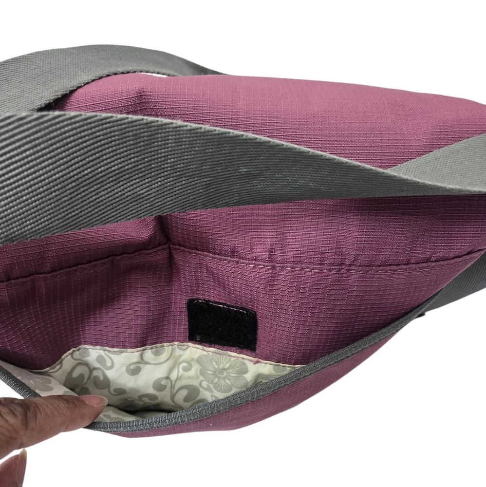 Keen Everyday Adventure Crossbody Bag - in Plum/Gray